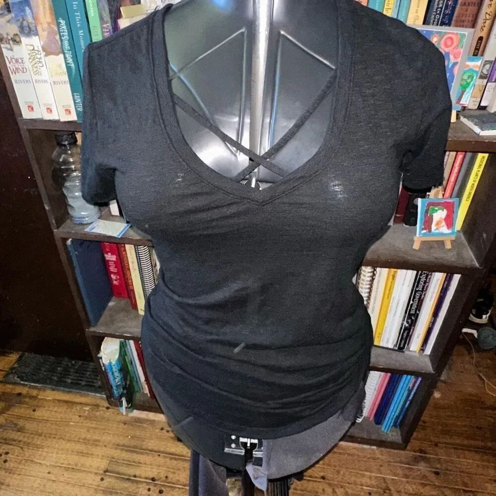 Z Supply black knit v-neck elevated basics XS top